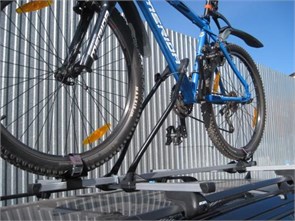 {{photo.Alt || photo.Description || 'Крепление для перевозки велосипеда (алюм.) арт.8563'}}